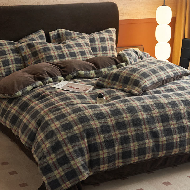 Classic Plaid Cozy Thick Bedding Set (4PCS)  - image 2