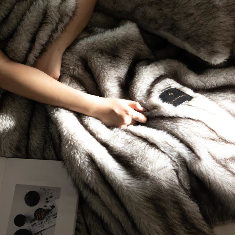 Ownkoti Luxury Faux Fur Throw Blanket - image 3
