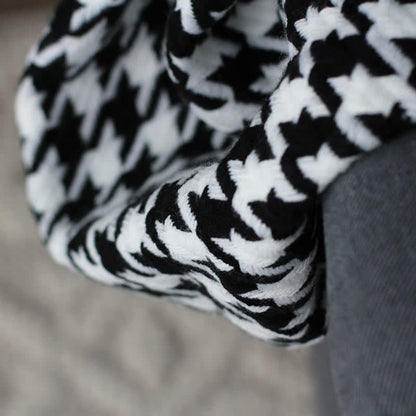 Ownkoti Classic Houndstooth Tassel Throw Blanket - image 8