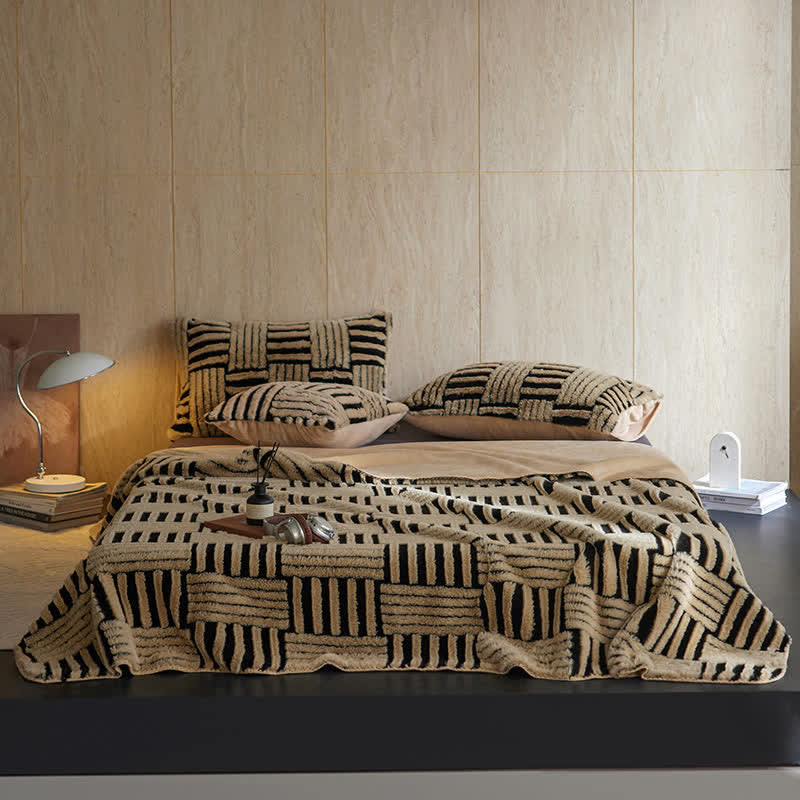 Ownkoti Jacquard Geometric Fleece Throw Blanket - image 10