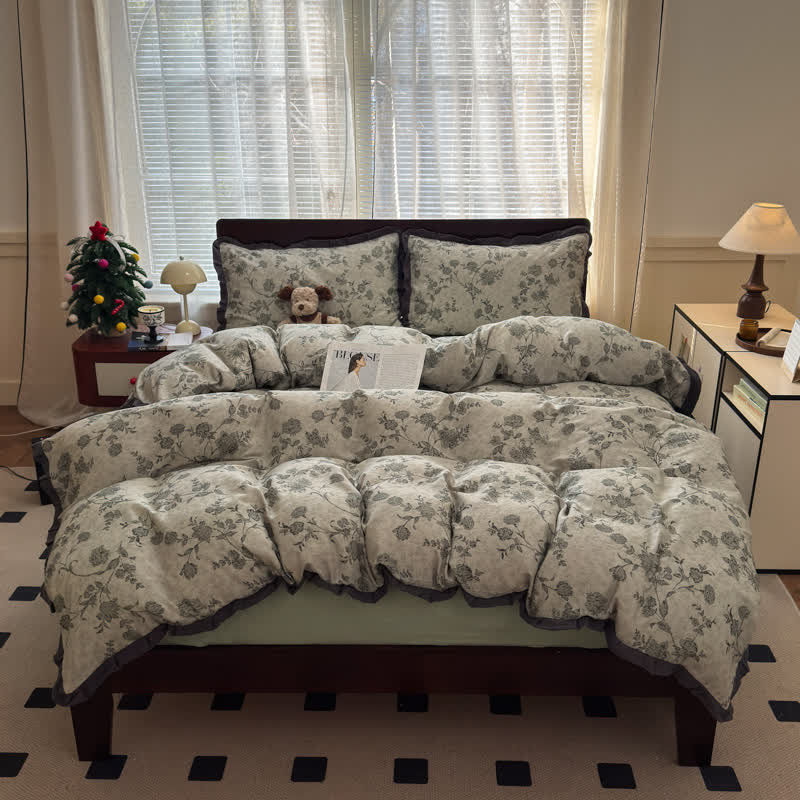 Vintage Floral Ruffled Cotton Bedding Set - image 1