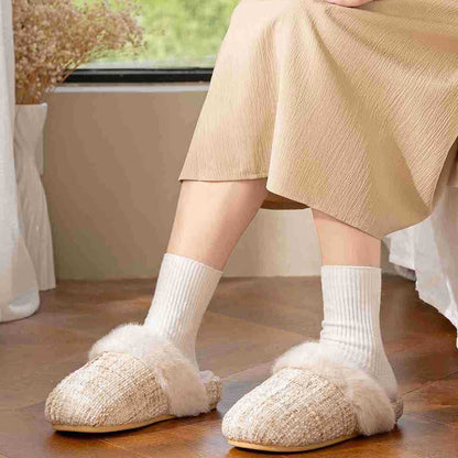 Closed-Toe Plush Warm Slippers - image 2