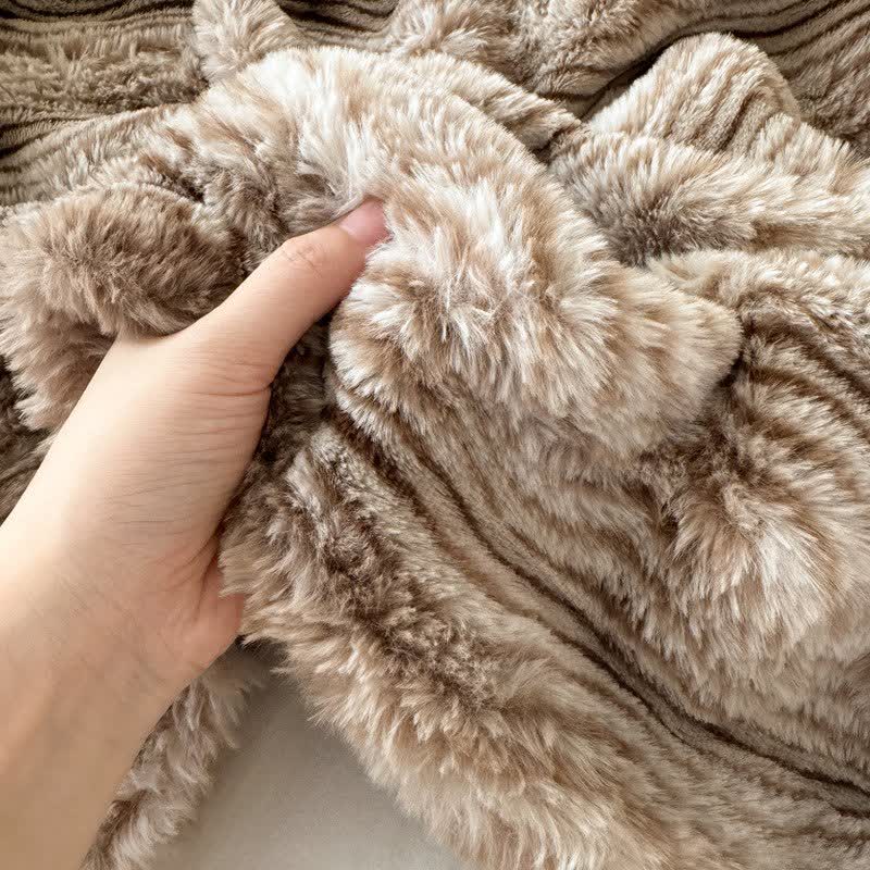 Faux Fur Wavy Jacquard Plush Blanket - image 11