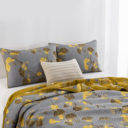 Ginkgo Leaf Natural Cotton Reversible Quilt - image 44