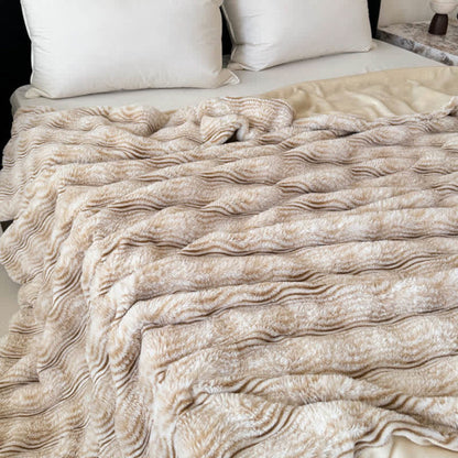 Faux Fur Wavy Jacquard Plush Blanket - image 13