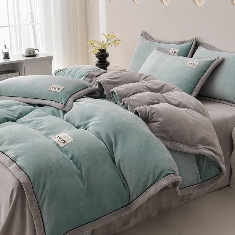 Reversible Warm Plush Bedding Set(4PCS) - Blue Green + Light Gray - King - image 10