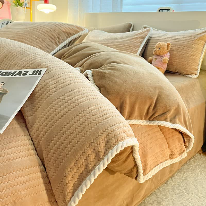 Wavy Stripe Jacquard Plush Bedding Set - Coffee - Bedding Set - King - image 15