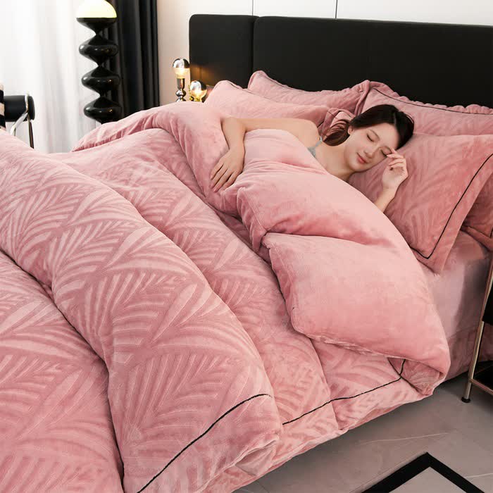 Leaf-inspired Textured Plush Bedding Set(4PCS) - Pink - King - image 2