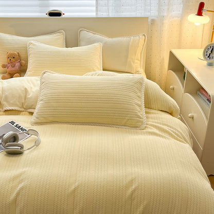 Wavy Stripe Jacquard Plush Bedding Set - image 9