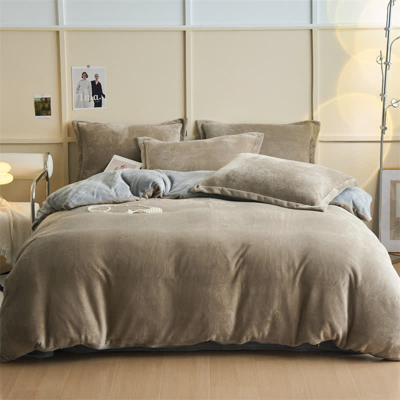 Simple Reversible Solid Plush Bedding Set - Khaki & Gray - Bedding Set - King - image 2