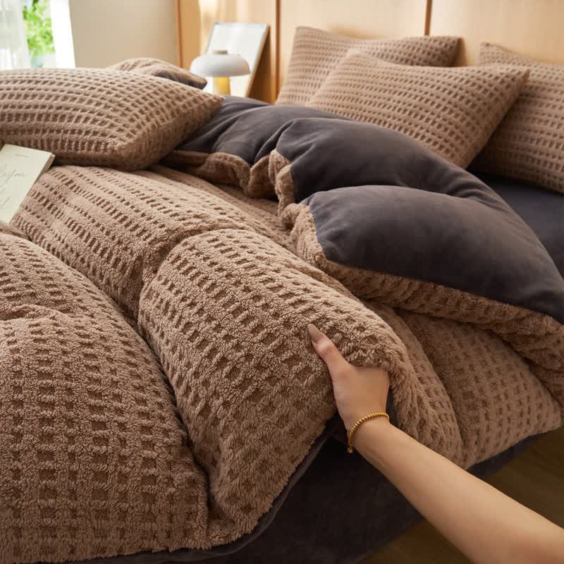 Plaid Textured Fluffy Bedding Set(4PCS) - Coffee - King - image 1