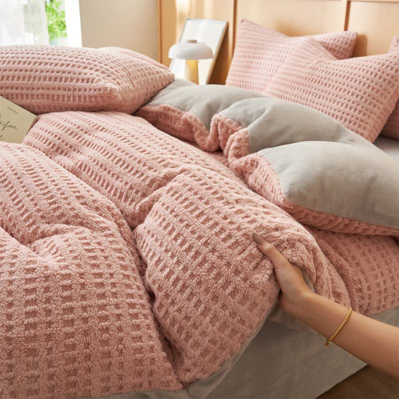 Plaid Textured Fluffy Bedding Set(4PCS) - Pink - King - image 4