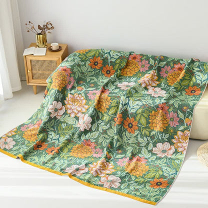 Reversible Dahlia Floral Cotton Gauze Quilt - image 3