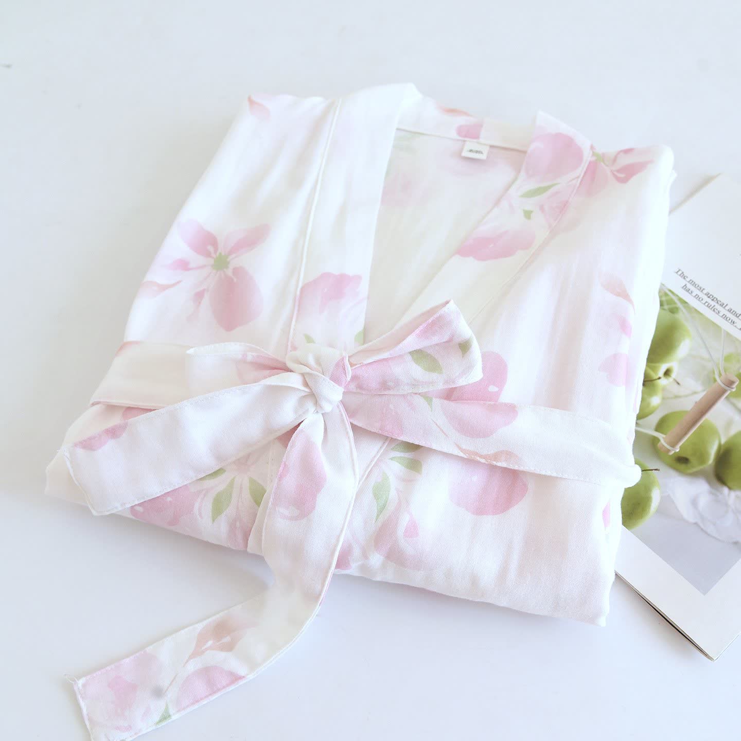 Cherry Blossom Cotton Gauze Kimono Bathrobe - image 2