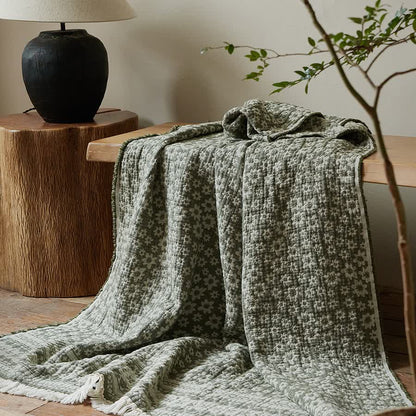 Daisy Pattern Cotton Tassel Blanket - image 1