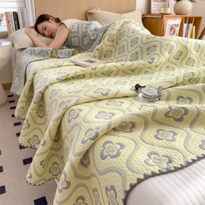 Elegant Floral Cotton 3-Layer Gauze Quilt - Queen - image 0