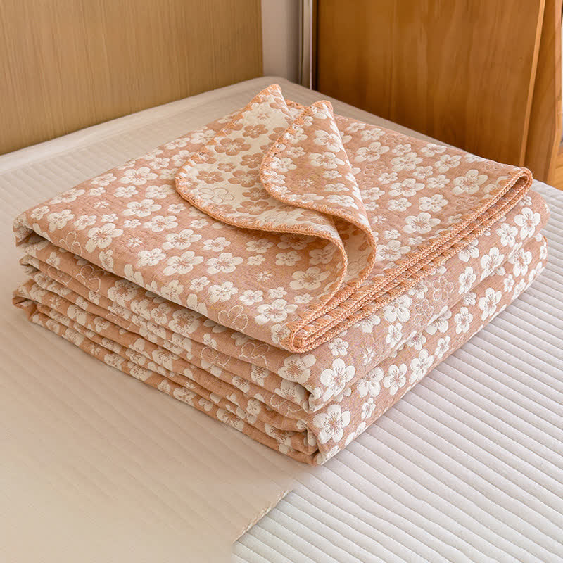 Refresh Floral Cotton 3-Layer Gauze Quilt - image 7