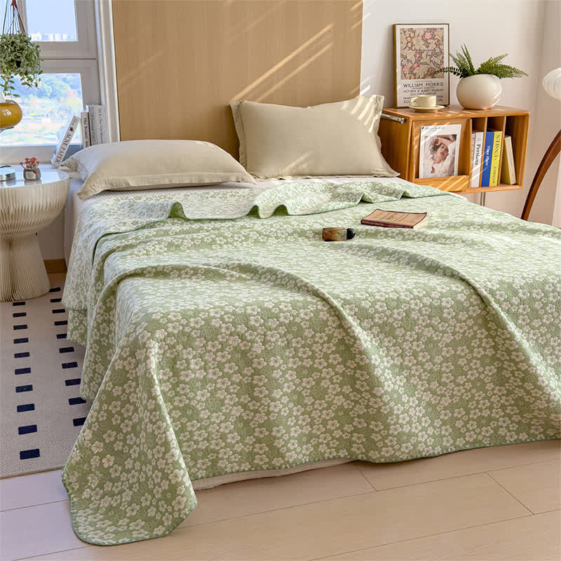 Refresh Floral Cotton 3-Layer Gauze Quilt - image 1