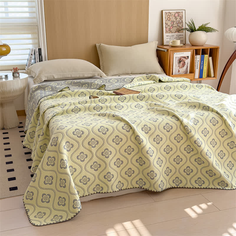 Elegant Floral Cotton 3-Layer Gauze Quilt - image 1