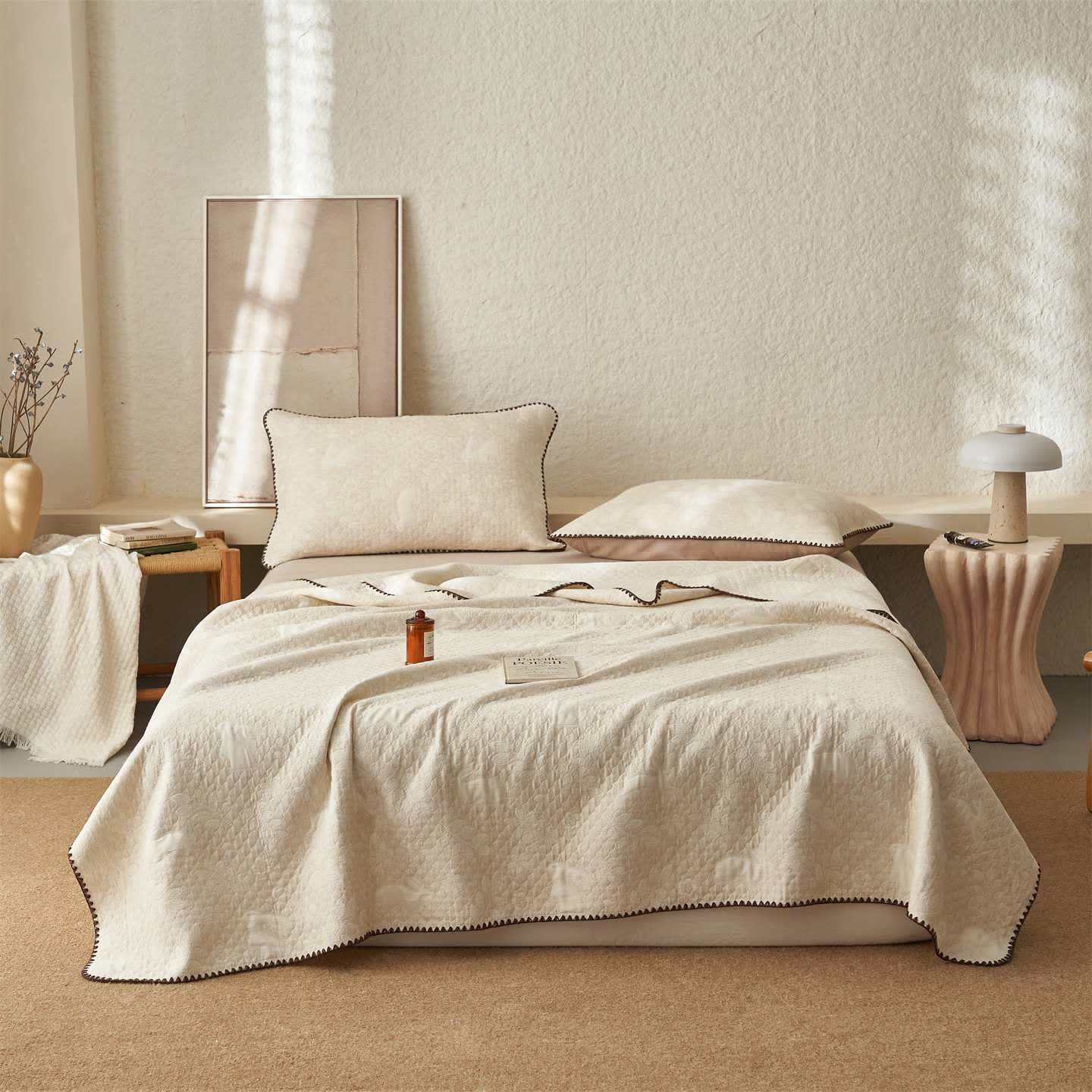 Textured Rabbit Cotton Linen Quilt - Quilt with 2PCS Pillowcases - King - image 0