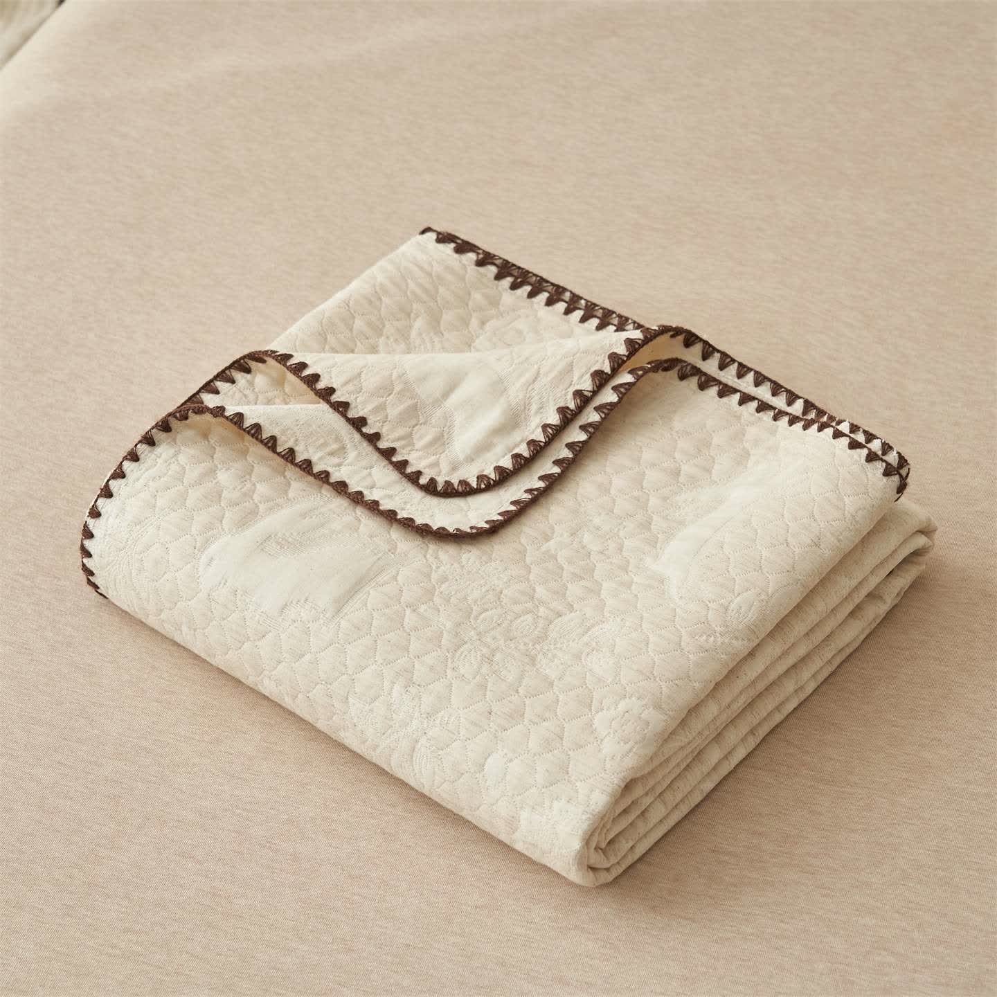 Textured Rabbit Cotton Linen Quilt - image 3