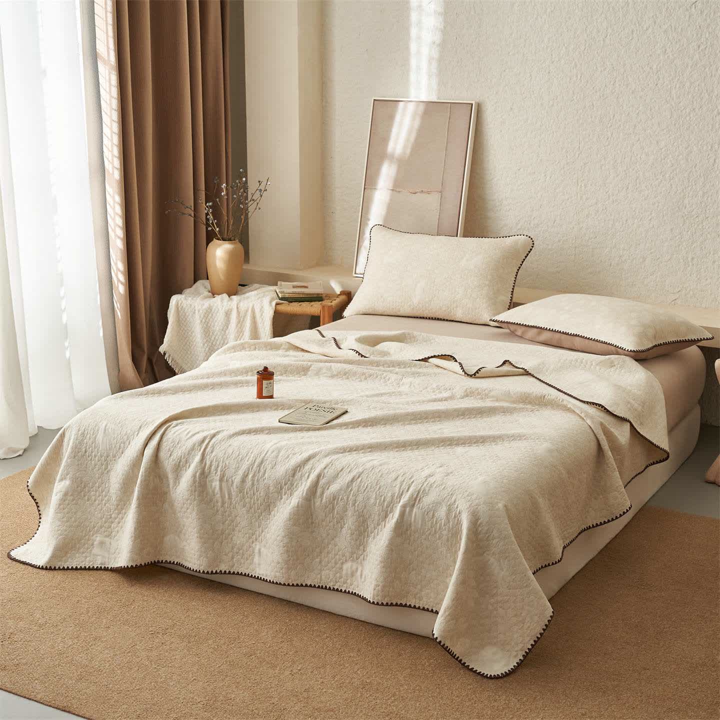 Textured Rabbit Cotton Linen Quilt - image 1