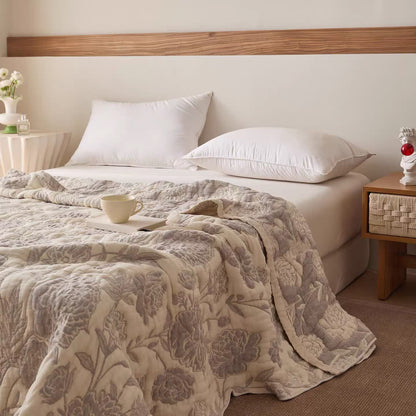 Reversible Peony Floral Cotton Gauze Quilt - image 4