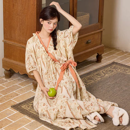 Vintage Pattern Ruffled Collar Side-Tie Nightgown - image 6