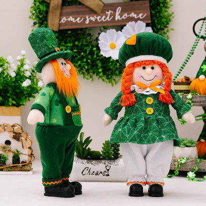 St. Patrick's Day Leprechaun Couple Dolls - image 2