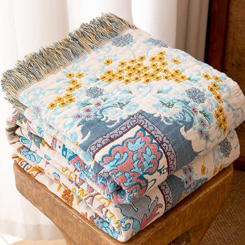 Vintage Style Cotton Tassel Quilt Blanket - image 4