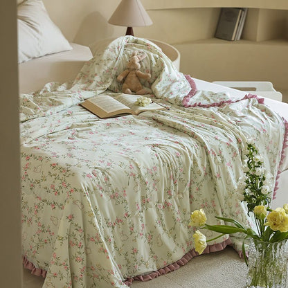 Floral & Bunny Ruffled Trim Summer Quilt - image 2