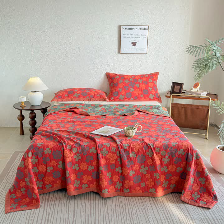 Four-leaf Clover Cotton Gauze Quilt Blanket - image 1