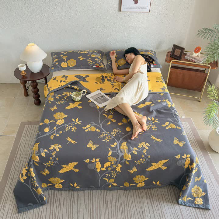 Branch & Bird Cotton Gauze Quilt Blanket - image 6