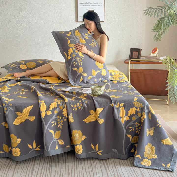 Branch & Bird Cotton Gauze Quilt Blanket - image 5
