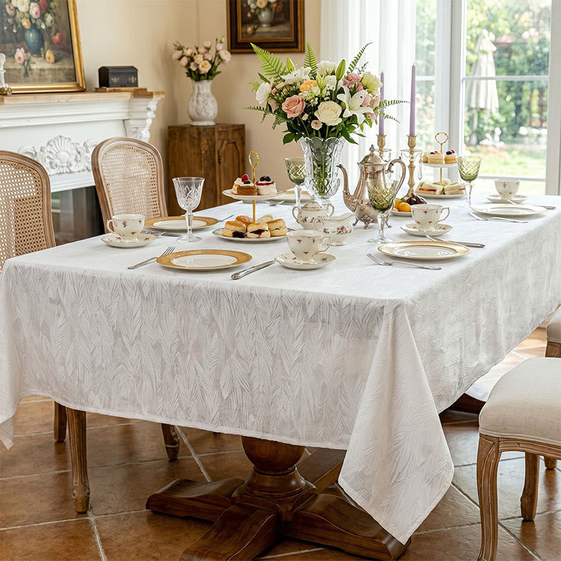 Leaf Pattern Jacquard Tablecloth - image 1