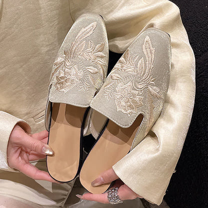 Elegant Floral Embroidery Pointed-Toe Mules - image 11
