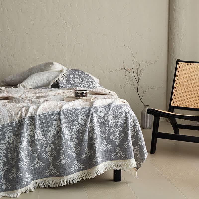 Vintage Floral Pattern Cotton Gauze Blanket - image 3