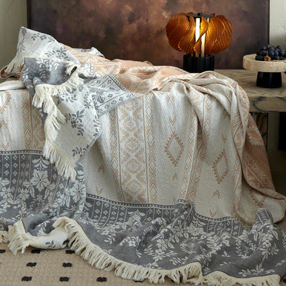 Vintage Floral Pattern Cotton Gauze Blanket - image 1