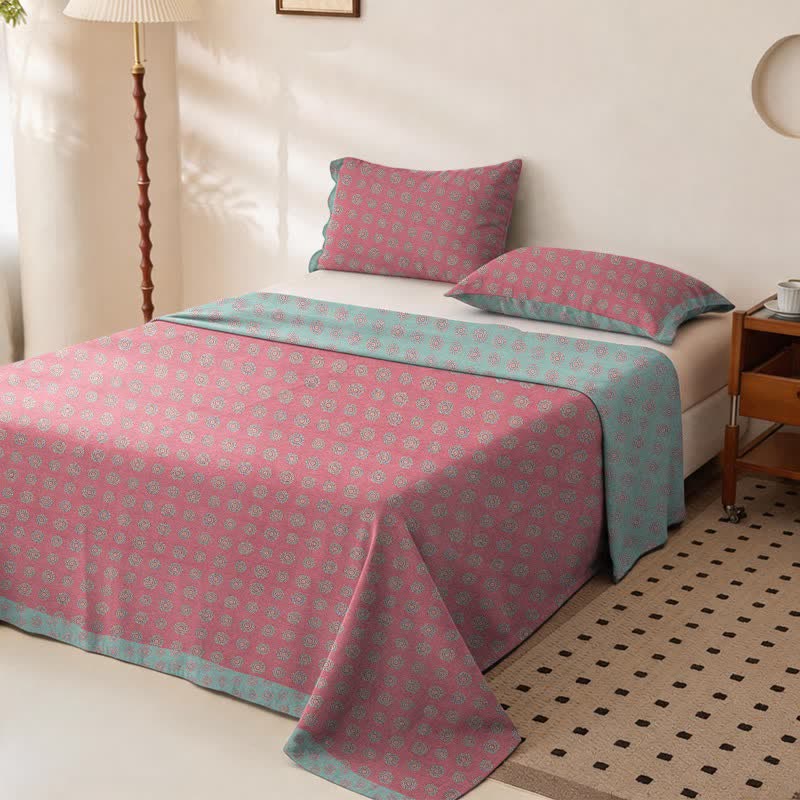 Vintage Pattern Cotton Double Gauze Bedspread - image 1