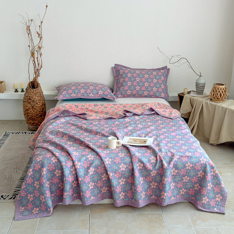 Ownkoti Ditsy Floral 3-layer Gauze Bedspread Quilt - Quilt with 2PCS Pillowcases - King - image 1