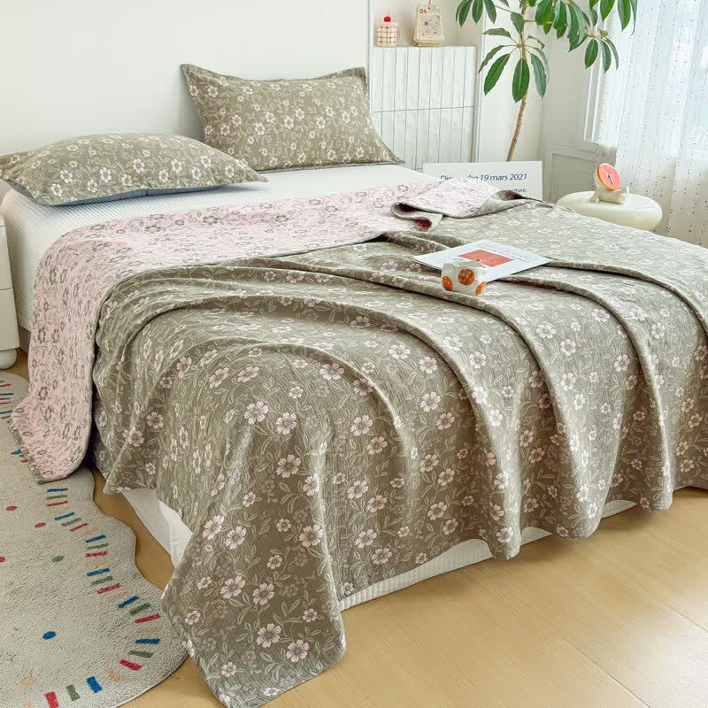 Reversible Rustic Flower Jacquard Cotton Quilt - image 2
