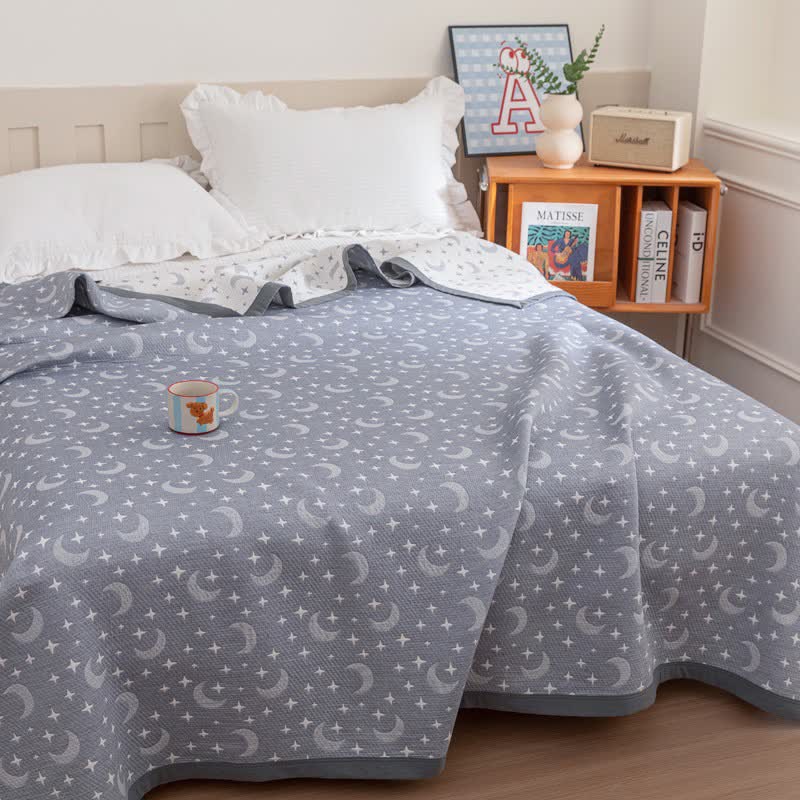 Reversible Moon & Star Cotton Quilt - image 6