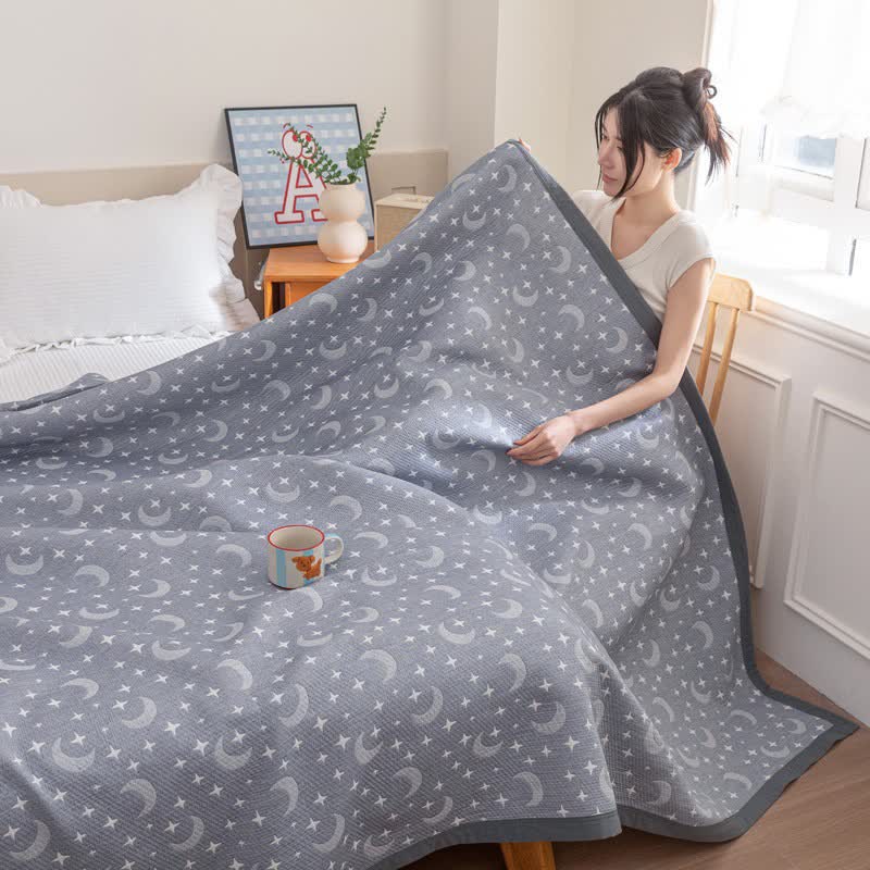 Reversible Moon & Star Cotton Quilt - image 11