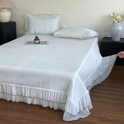 Ruffled Vertical Floral Bedspread Set - image 3