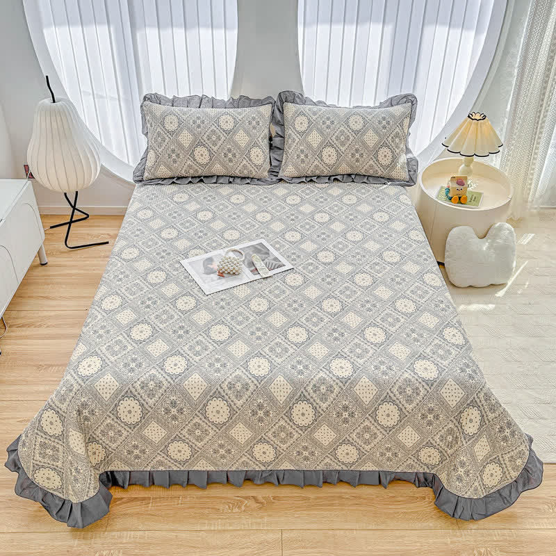 Ruffled Vintage Geometric Twill Cotton Coverlet - image 1