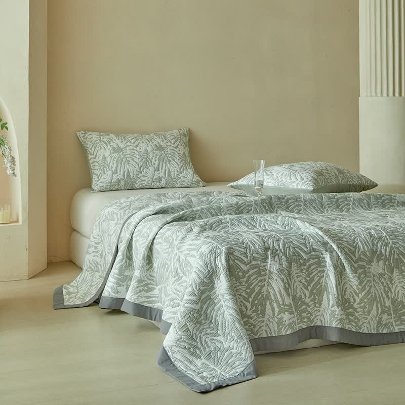 Tropical Palm Leaf Reversible Quilt Set - image 8