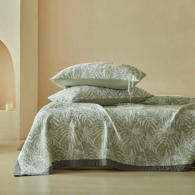 Tropical Palm Leaf Reversible Quilt Set - image 10