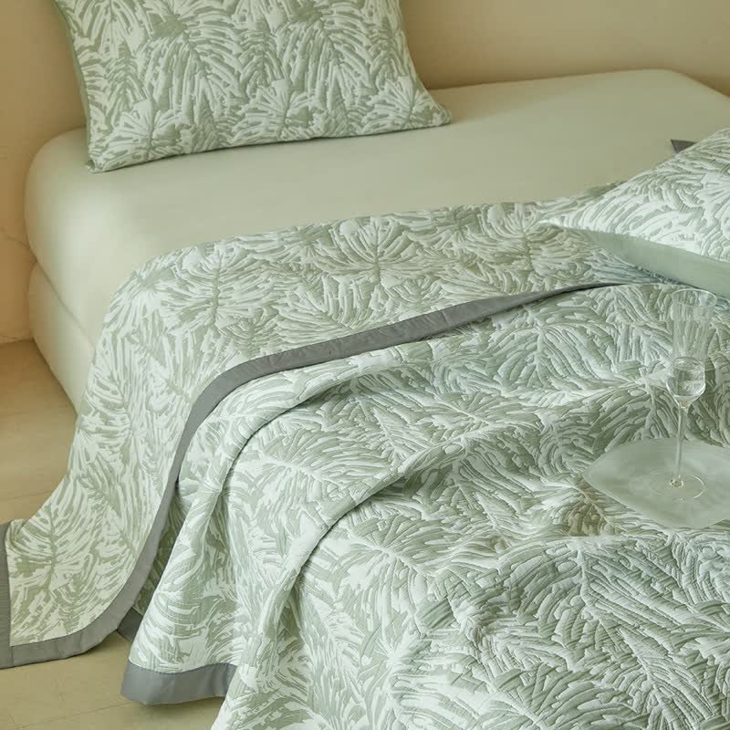 Tropical Palm Leaf Reversible Quilt Set - image 13