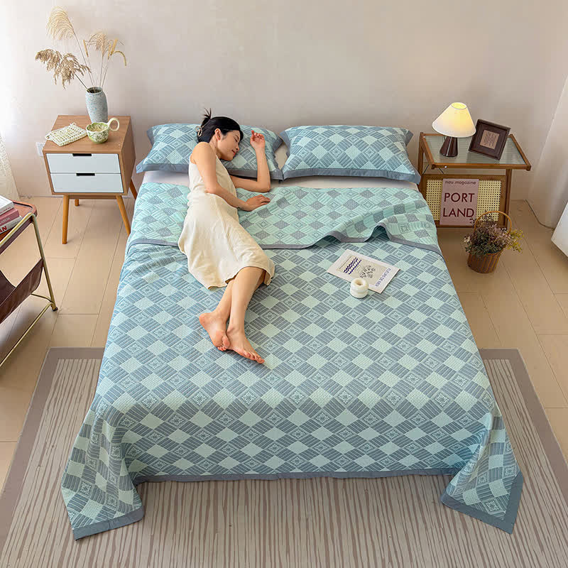 Reversible 3-layer Geometric Jacquard Blanket Quilt - image 8