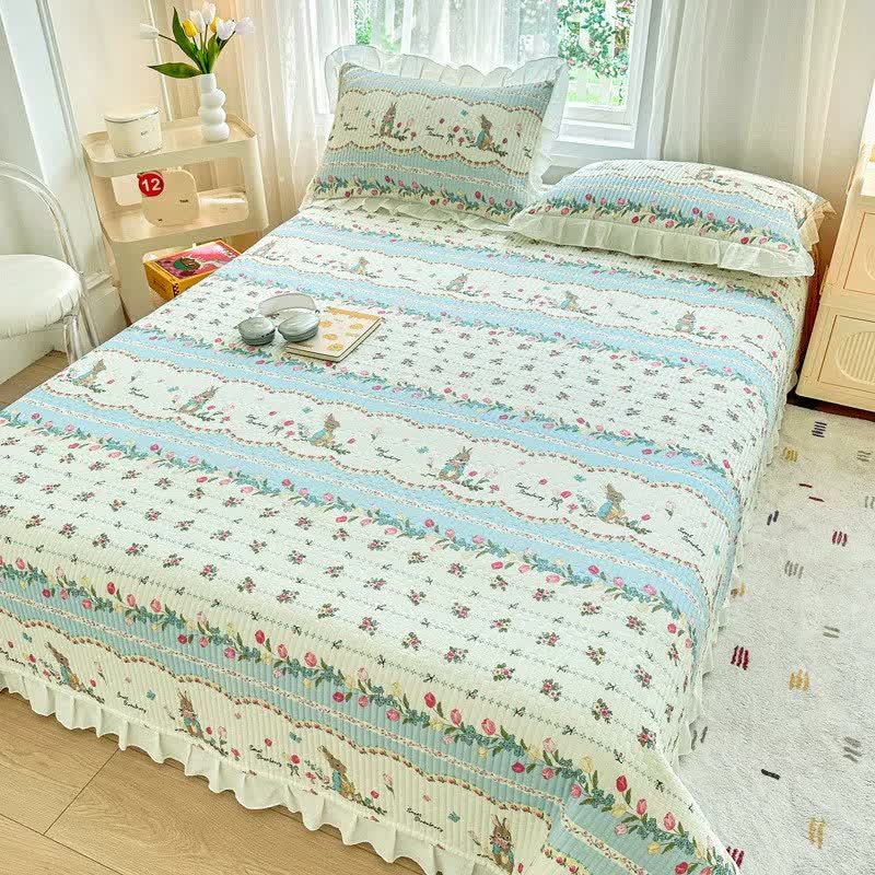 Floral Bunny Print Cotton Twill Coverlet - image 3
